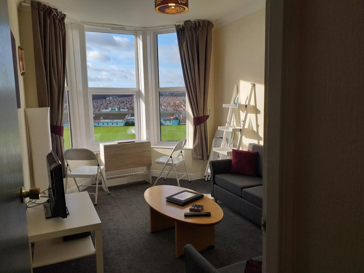 Appartamento Cricket Stadium View Scarborough Esterno foto